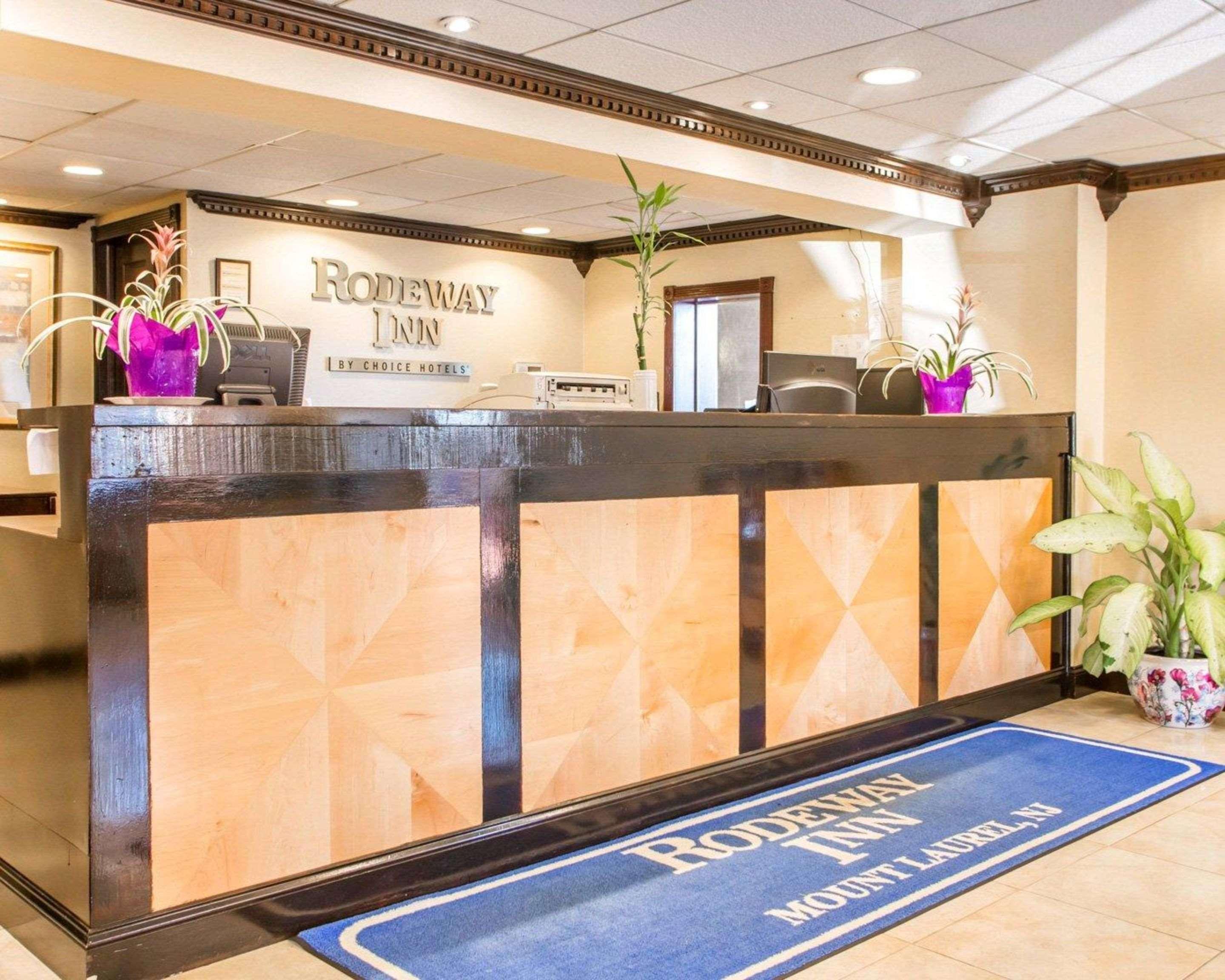 Rodeway Inn Mount Laurel Hwy 73 Exterior photo